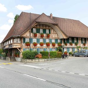 Готель Landgasthof Baeren Madiswil Exterior photo