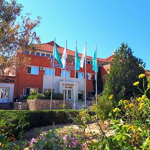 Rahat Hotel Актау Exterior photo