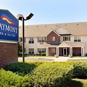 Готель Baymont By Wyndham Wichita East Exterior photo