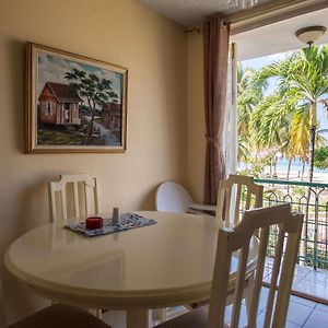 Natural Bliss Ocean View Suite At Sandcastles Beach Resort Очо-Ріос Exterior photo
