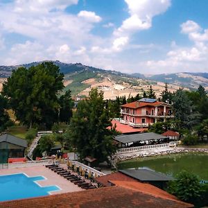 Вілла Agriturismo Petrilli Flumeri Exterior photo