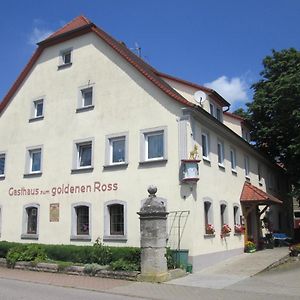 Готель Gasthaus Zum Goldenen Ross Креглінген Exterior photo