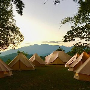 Готель Glamping Finca Margaritas Pluma Hidalgo Exterior photo