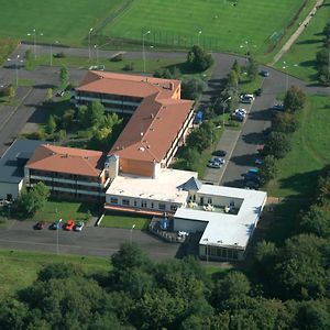 Sportschule/Sportpark Hotel Бітбург Exterior photo