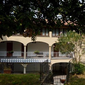 Bed and Breakfast Corte Picasass Viggiu Exterior photo