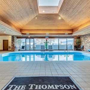The Thompson Hotel Камлупс Exterior photo