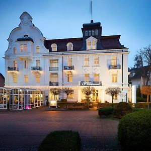 Goebel'S Hotel Quellenhof Бад-Вільдунген Exterior photo