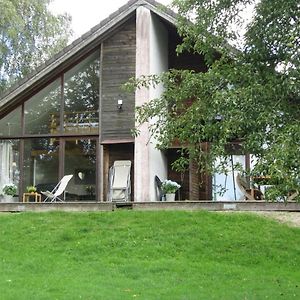 Вілла Pleasant Chalet On The Heights Of Мальмеді Exterior photo