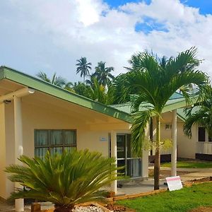 Le Uaina Beach Resort Faleapuna Exterior photo