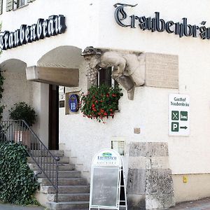 Hotel Gasthof Traubenbraeu Крумбах Exterior photo