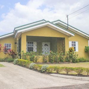 Hibiscus Villa @ Draxhall Mammee Bay Exterior photo