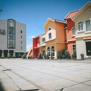 Ava Hotel Пхітсанулок Exterior photo