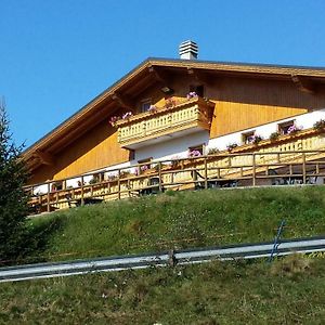 Готель Belvedere Mountain Experience Monno Exterior photo