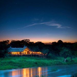 Lion Sands Narina Lodge Заповідник Сабі-Санд Exterior photo