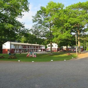 Red Ranch Inn Катскілл Exterior photo