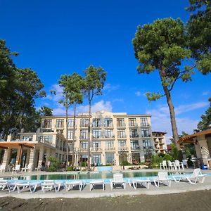 Black Sea Riviera Hotel Шекветілі Exterior photo