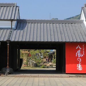 Готель Katsuragi Onsen Happuu No Yu Exterior photo