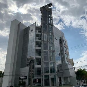 Verona Tower Hotel Дівінополіс Exterior photo