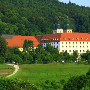 Готель Kloster Plankstetten Gaeste- Und Tagungshaus Берхінг Exterior photo