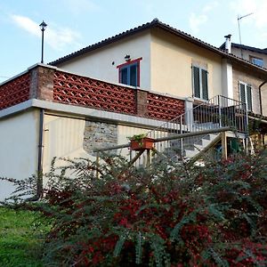 Bed and Breakfast L'Antico Fienile Calosso Exterior photo