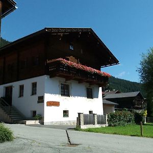 Готель Haus Antonius Sankt Lorenzen im Lesachtal Exterior photo