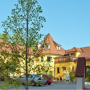 Pension Himmelreich Ternitz Exterior photo