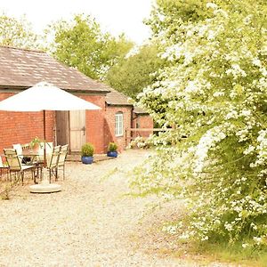 Готель The Barn, Ridouts Farm Haselbury Bryan Exterior photo