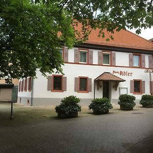 Апартаменти Gasthaus Zum Adler Баден-Баден Exterior photo
