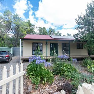 Bed and Breakfast Auburn Hideaway Exterior photo