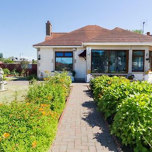 Bed and Breakfast Wee White House Единбург Exterior photo