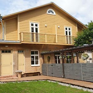 Готель Taevas Kuelalistemaja Виру Exterior photo