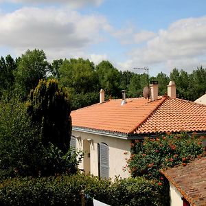 Готель Maison D'Hotes Le Lavoir Fontaines  Exterior photo