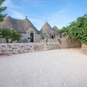 Вілла Trullo Siamese Альберобелло Exterior photo