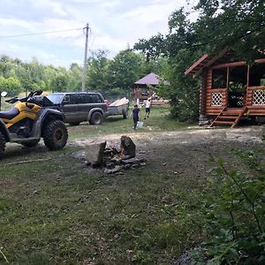 Готель Садиба Пікуй Біласовиця Exterior photo