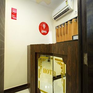 Oyo 7153 Hotel Amber Мумбаї Exterior photo