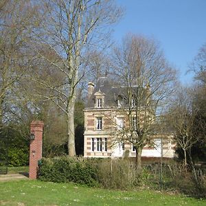 Bed and Breakfast Chateau De Launay Mery-Corbon Exterior photo