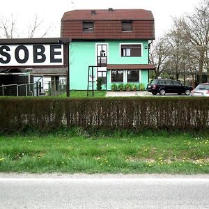 Готель Sobe Hermelin Potok Popovaca Exterior photo