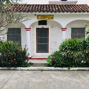 Casa De La Luz - Guesthouse Тлакотаплан Exterior photo