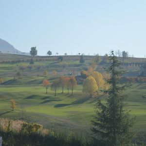 Готель Golf Valcurone Momperone Exterior photo