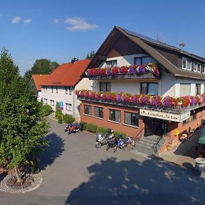 Готель Landgasthaus Zur Linde Услар Exterior photo