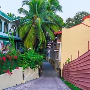 Mint Boutique Suites, Goa Sangolda Exterior photo