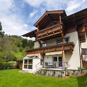 Splendid Apartment In Zell Am See With Garden Бад-Гаштайн Exterior photo