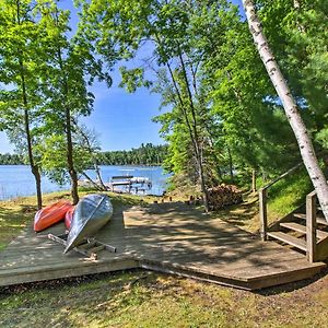 Trout Lake Cabin With Private Dock, Kayaks And Loft! Гренд-Репідз Exterior photo