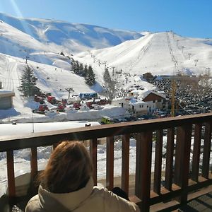 Planet Suites Mzaar Kfardebian Exterior photo