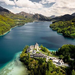 Schloss Fuschl, A Luxury Collection Resort & Spa, Fuschlsee-Salzburg Гоф-бай-Зальцбург Exterior photo