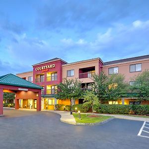 Готель Courtyard Manchester-Boston Regional Airport Exterior photo