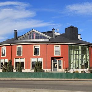 Hotel Tremazal Гуардо Exterior photo