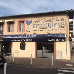 Готель Au Rendez Vous Des Epicuriens Турнефей Exterior photo