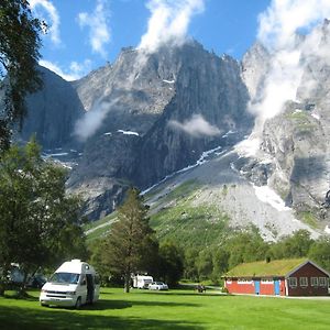 Вілла Trollveggen Camping Ондалснес Exterior photo