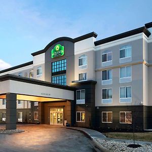 Готель La Quinta By Wyndham Omaha Airport Downtown Carter Lake Exterior photo